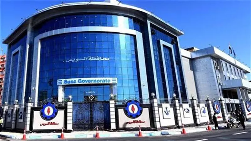إغلاق 3 معامل مخالفة خلال حملة مفاجئة لمحافظ السويس بالقطاع الريفي