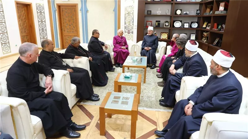 مفتي الجمهورية يستقبل وفد الكنيسة الأسقفية لتقديم التهنئة بعيد الأضحى المبارك