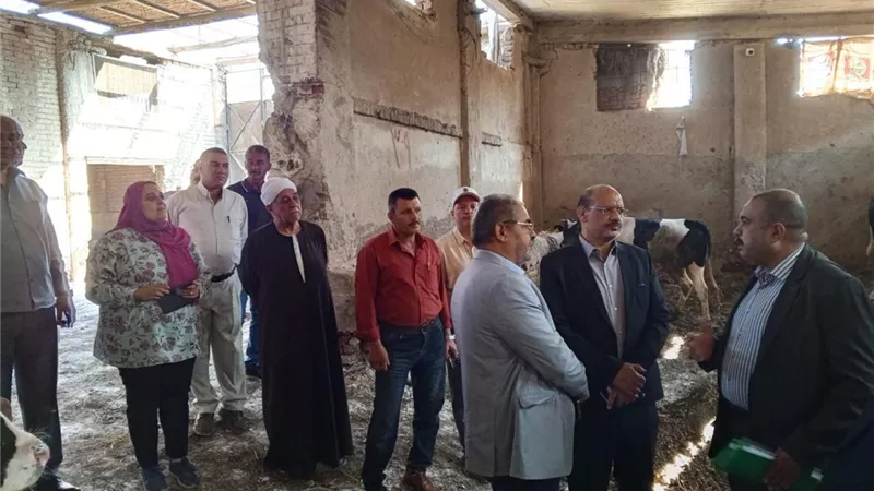  رئيس الإصلاح الزراعي يتفقد مشروعات الإنتاج الحيواني وتوريد القمح بالشرقية