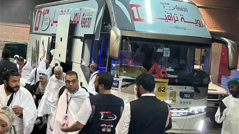 لأول مرة.. تتبع إلكتروني لتصعيد حجاج السياحة إلى عرفات