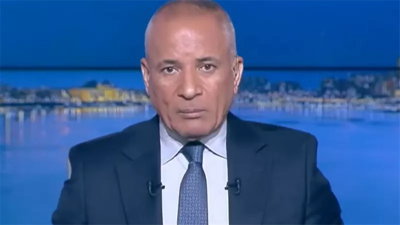 «مدرب سيئ للغاية».. أحمد موسى يعلق على إقالة سلوت من ليفربول