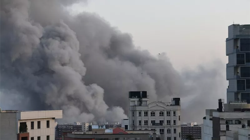 إسرائيل تعلن بدء ضرب بنية تحتية لحزب الله في لبنان