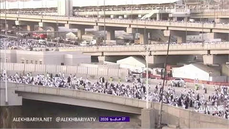 فجر العيد في منى.. انطلاقة رمي جمرة العقبة بتنظيم دقيق