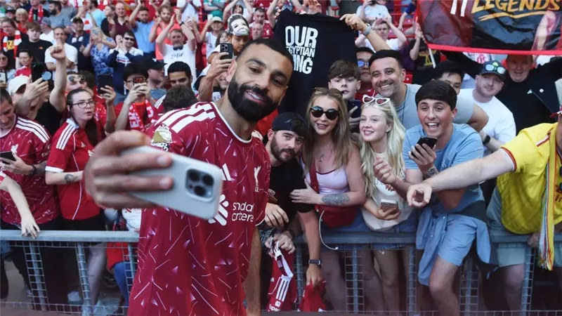 من روما إلى أنفيلد.. قصة تحول محمد صلاح إلى أسطورة
