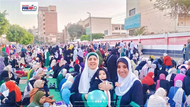 واعظات أوقاف الفيوم يسهمن في تنظيم المساحات المخصصة للسيدات 