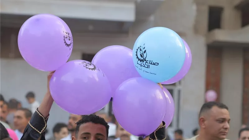 محافظ الغربية يتابع احتفالية «صناع الخير» بقرية حنون لإدخال البهجة على الأطفال