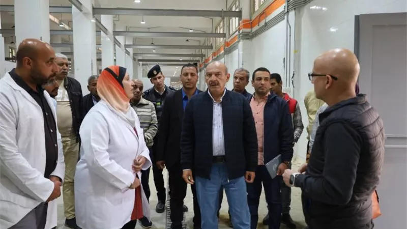 محافظ السويس: استمرار العمل بمجزر السويس الآلي مجانا طوال أيام عيد الأضحى