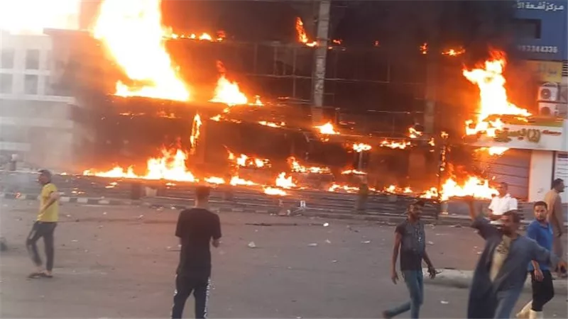 السيطرة على حريق داخل محل كوكو اند اس بشبرا الخيمة بالقليوبية 