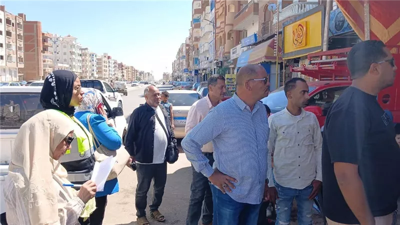 حملات مكثفة على محال الجزارة والأسواق بحي فيصل بالسويس واتخاذ إجراءات قانونية 
