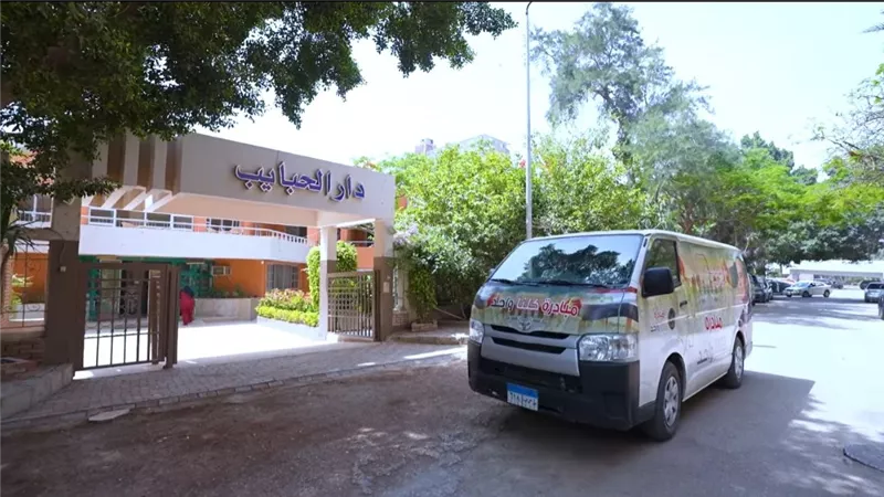 الداخلية تنظم زيارات وحفلات ترفيهية لكبار السن احتفالا بعيد الأضحى