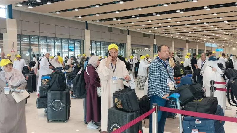 بدء عودة حجاج السياحة إلى مصر.. و8 رحلات تقل 476 حاجًا في أول أيام التفويج