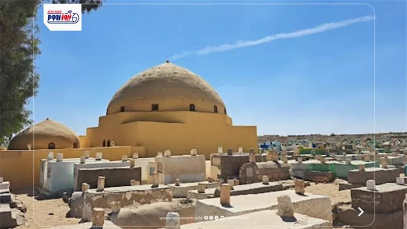 بين الدعاء والدموع.. آلاف الأسر تزور مقابر المنيا بثالث أيام عيد الأضحى