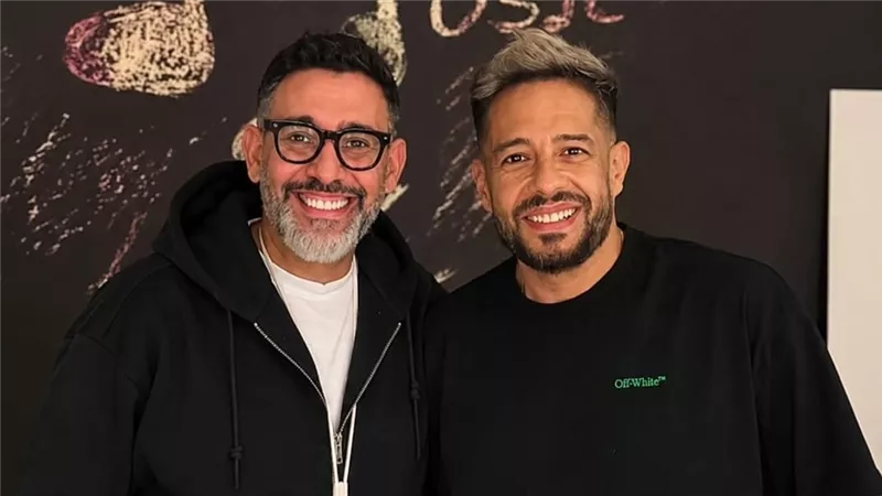 عمرو مصطفى يحصد نصيب الأسد بـ 7 أغاني في ألبوم 