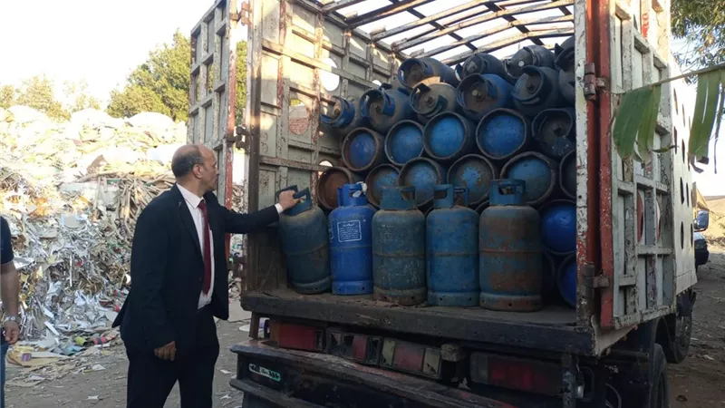 ضربة تموينية موجعة بالغربية في عيد الأضحى .. إحباط تهريب 141 أسطوانة بوتاجاز 