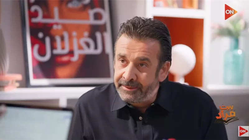 كريم عبدالعزيز: «الفيل الأزرق» أبهرني.. واصلت قراءته حتى الخامسة صباحًا