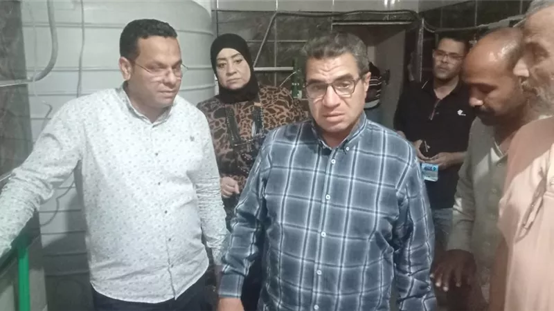 ضبط مصنع مياه غير مرخص بالسخنة.. والتحفظ على 1100 قارورة مخالفة