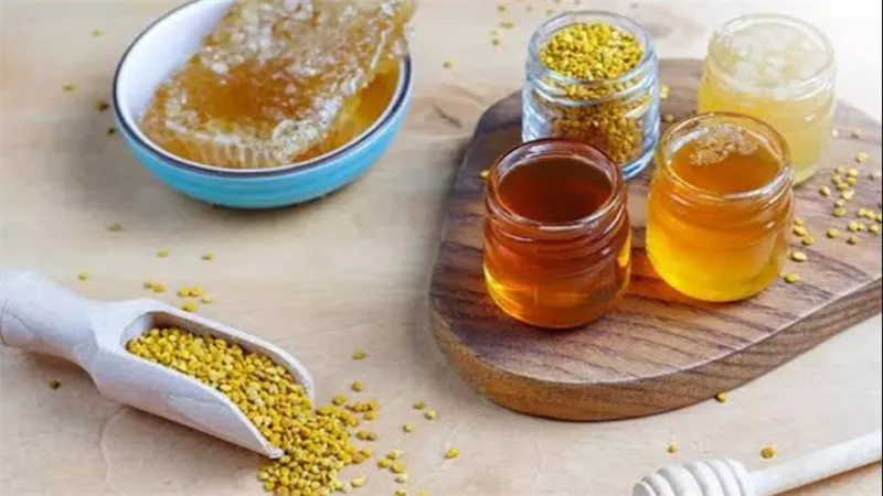 الذهب السائل: كيف تمنحين بشرتك نضارة استثنائية بمكون طبيعي واحد؟