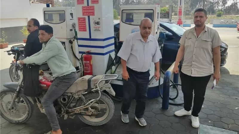 تموين الشرقية : ضبط 775 كجم دقيق بلدي مدعم و 1255 لتر مواد بترولية