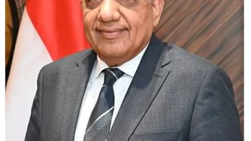 وزير الكهرباء يوجه القيادات بالتواجد الميداني ومتابعة معدلات الأداء