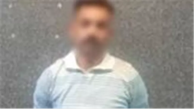 رفض يدفع مقابل انتظارها.. ضبط سايس استولى على مفتاح سيارة مواطن بالإكراه في المطرية