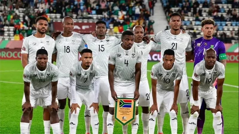 منتخب جنوب أفريقيا يغادر اليوم إلى أمريكا بعد أزمة التأشيرات 