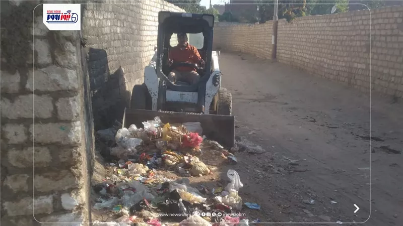 حملات مكثفة للنظافة ورفع الإشغالات وتحسين المظهر الحضاري بمركز سنورس