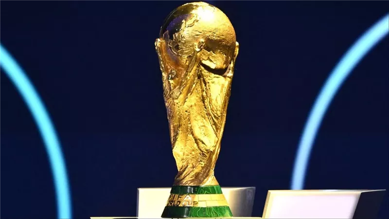 في كأس العالم.. الفيفا يمنع إدخال زجاجات المياه ويكشف البدائل المتاحة للجماهير