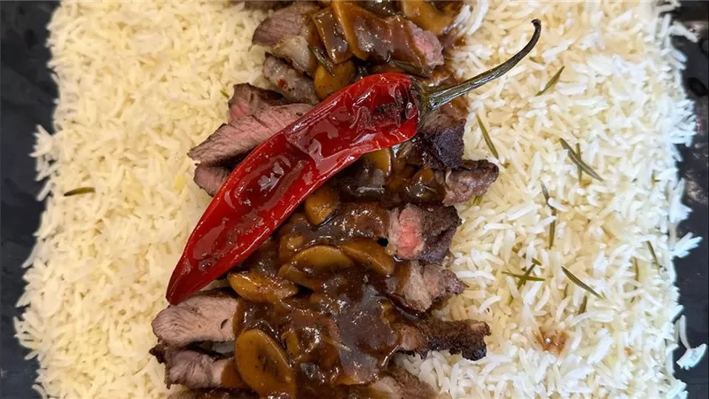 أسرار اللحم الطري.. طريقة عمل الستيك نادية السيد بصوص المشروم البني