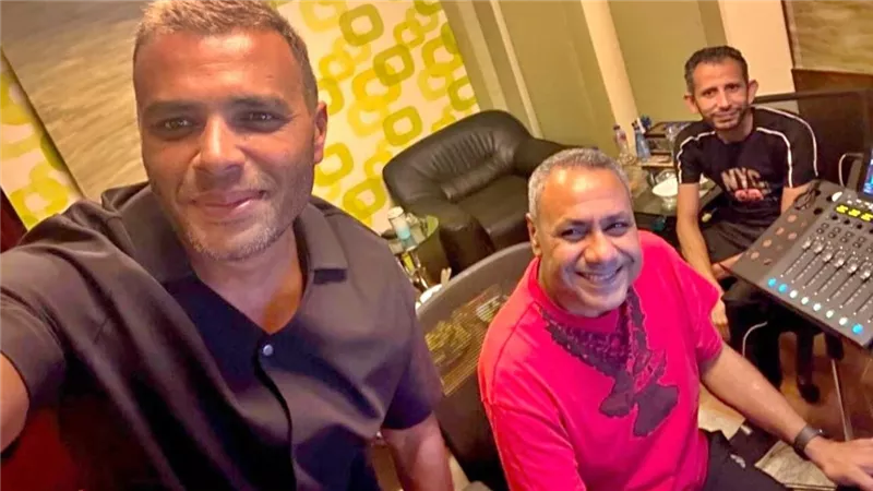 بعد أزمة الملحنين .. رامي صبري يروج لألبومه الجديد : جاهزين ؟!