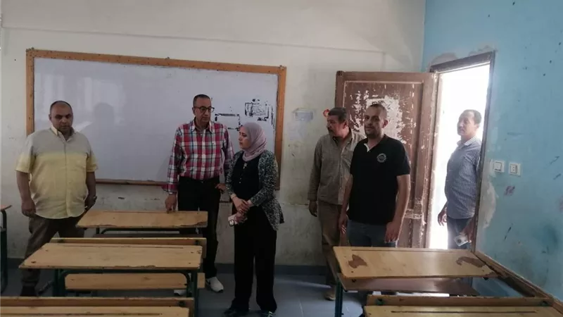 تعليم السويس يكثف استعداداته لامتحانات الشهادة الإعدادية ويؤكد جاهزية اللجان