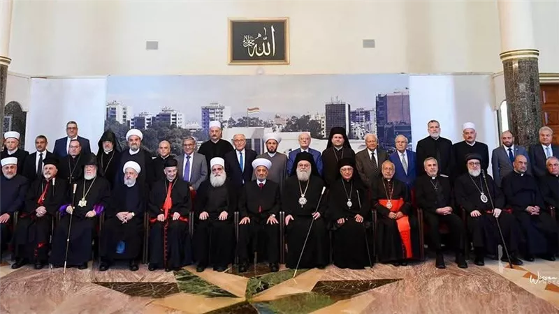 قمة بيروت الروحية: اعتداءات إسرائيل مرفوضة والدفاع عن الوطن مسؤولية الدولة