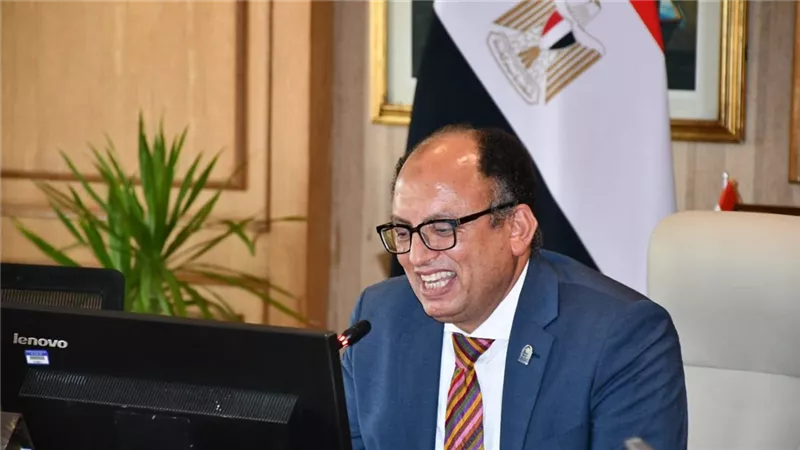 رئيس جامعة العاصمة يضع حجر أساس الحديقة النباتية لتعزيز الاستدامة البيئية