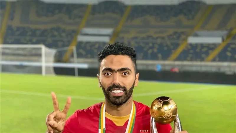 هل يكرر الأهلي سيناريو رحيل ربيعة وأكرم مع الشحات وكوكا؟