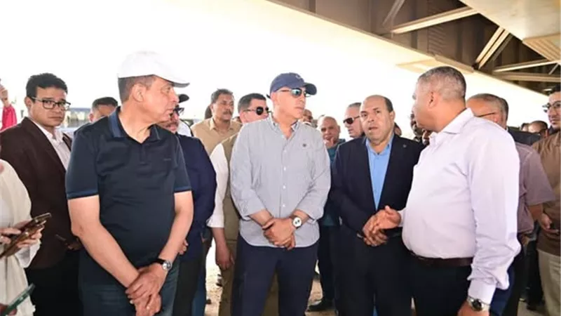 وزير الري يبحث مع نواب المنيا ملفات مياه الشرب والري واستثمار أملاك الدولة