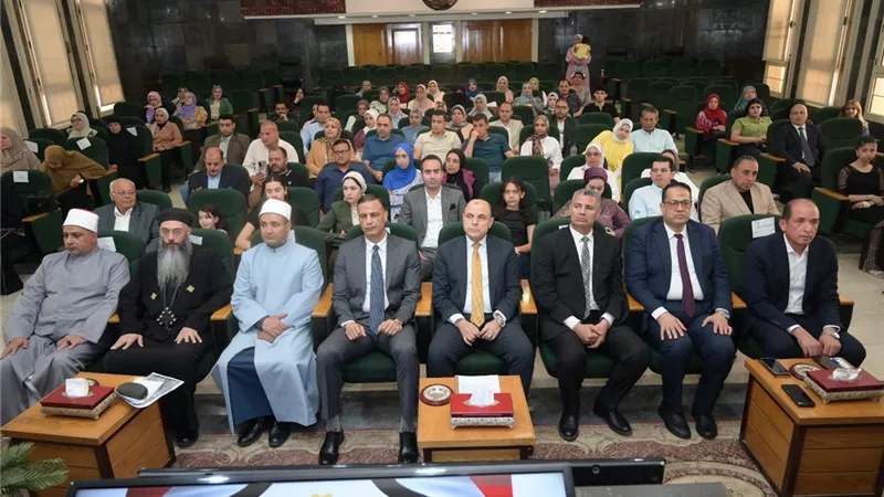 محافظ الغربية يكرم الأمهات المثاليات ويؤكد: المرأة المصرية أساس بناء الوطن