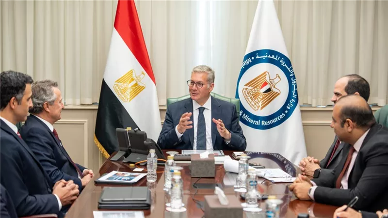 وزير البترول يتابع تسريع اتفاقيات ربط حقل أفروديت القبرصي بمصر