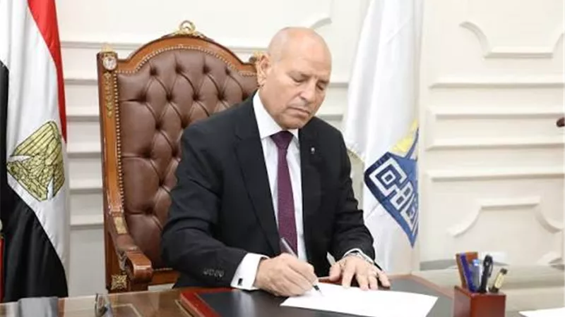 محافظ القاهرة: تنويع التمويل يدعم التنمية ويقلل الاعتماد على الموازنة