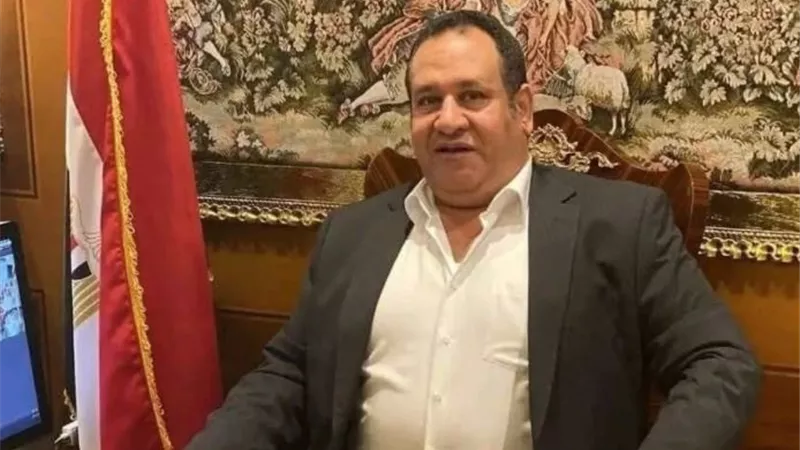 هشام الإمام ينفي صلته بأزمة صبري نخنوخ: لم أقابله في حياتي ولا أملك معرضا