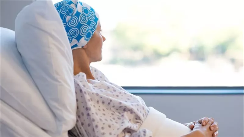 باعتبارها تقدماً في السن.. أعراض صامتة لـ السرطان يتجاهلها معظم الناس 