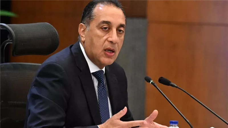 بدء اجتماع مجلس الوزراء الأسبوعي                                    