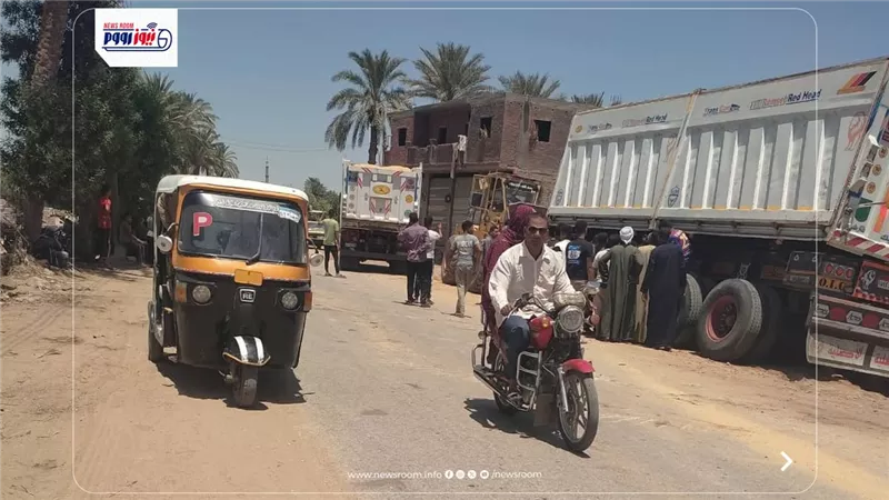 انقلاب مقطورة محملة بالرمال بطريق تلات – أبشواي الزراعي بالفيوم دون إصابات