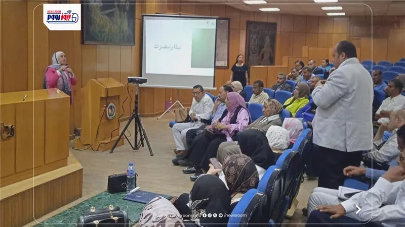 ندوة بالمنيا للتعريف بالمشروعات الخضراء الذكية تزامنًا مع يوم البيئة العالمي