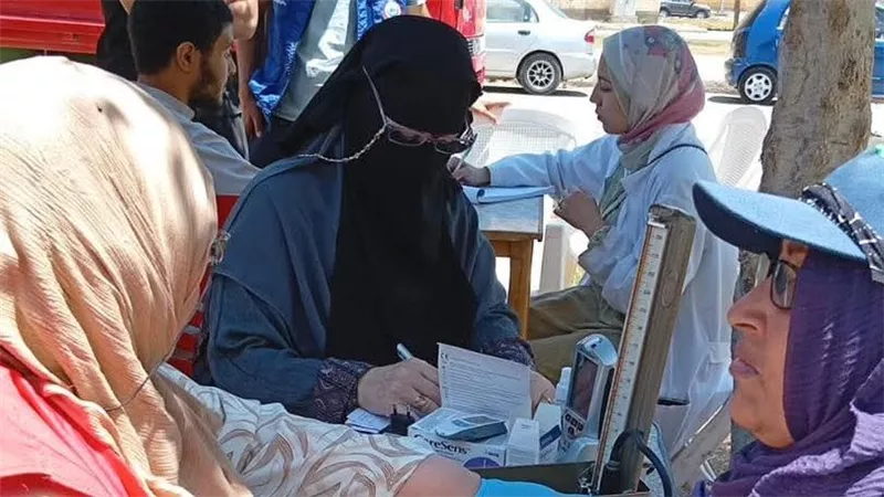 صحة دمياط والأوقاف تنفذان قافلة للتبرع بالدم وتقديم خدمات المبادرات الرئاسية