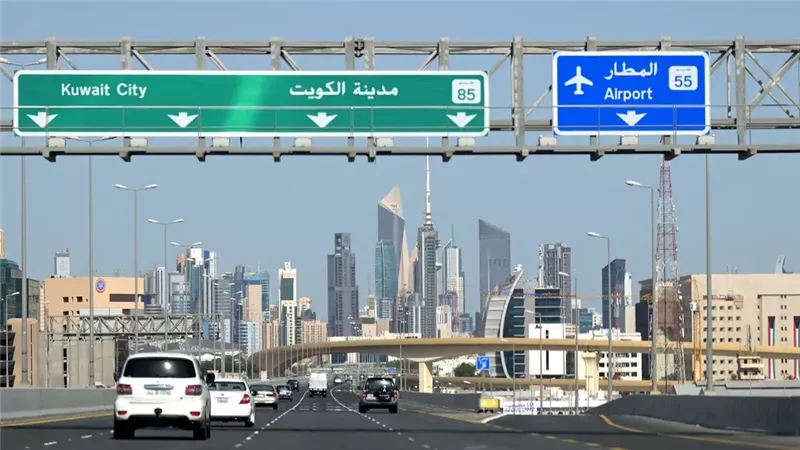 الطيران المدني الكويتي: استئناف الملاحة الجوية بعد إغلاق ساعتين وتحويل 11 رحلة