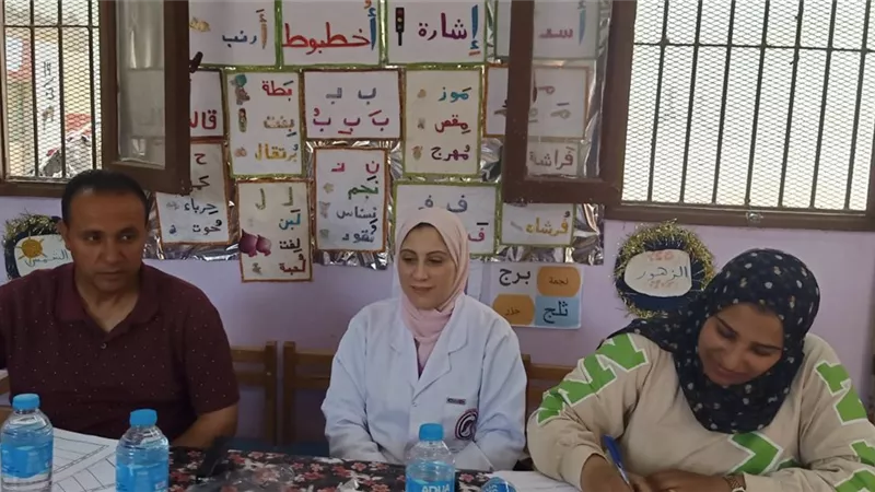 إقبال كبير على القافلة الطبية المقامة على روح فقيدي الزرقا بدمياط