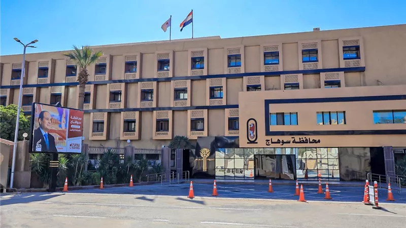 سوهاج تحقق معدلات إنجاز متميزة وسرعة فائقة في الاستجابة لشكاوى المواطنين