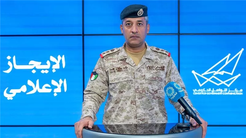 الجيش الكويتي تعلن اعتراض 7 صواريخ باليستية داخل مجالها الجوي وسقوط شظايا