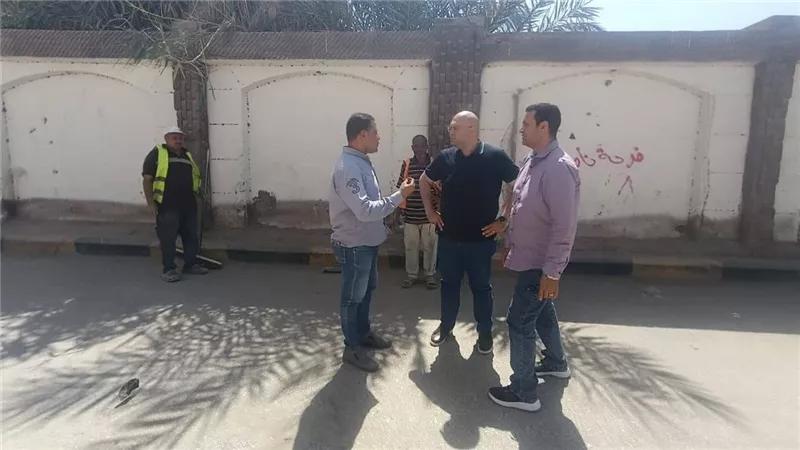 نائب محافظ الجيزة يشدد على رفع المخلفات وتحسين النظافة بالبدرشين