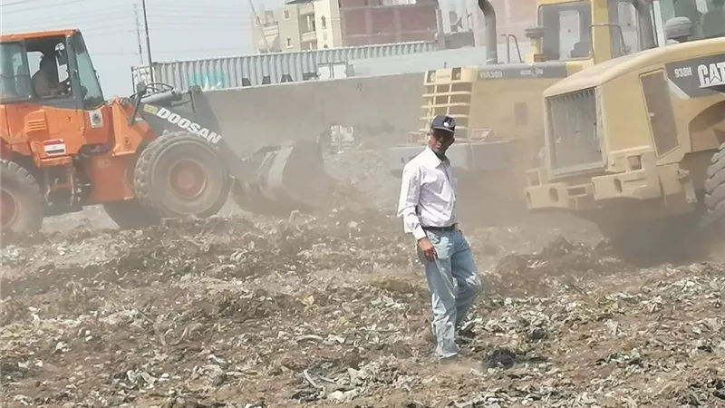 في 8 أيام فقط.. رفع 9000 طن مخلفات وتراكمات تاريخية بالمحلة الكبرى