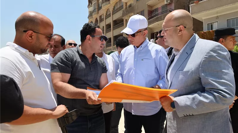 محافظ الجيزة يتفقد مشروعي تطوير محور المريوطية وكوبري السيارات بأبو النمرس
